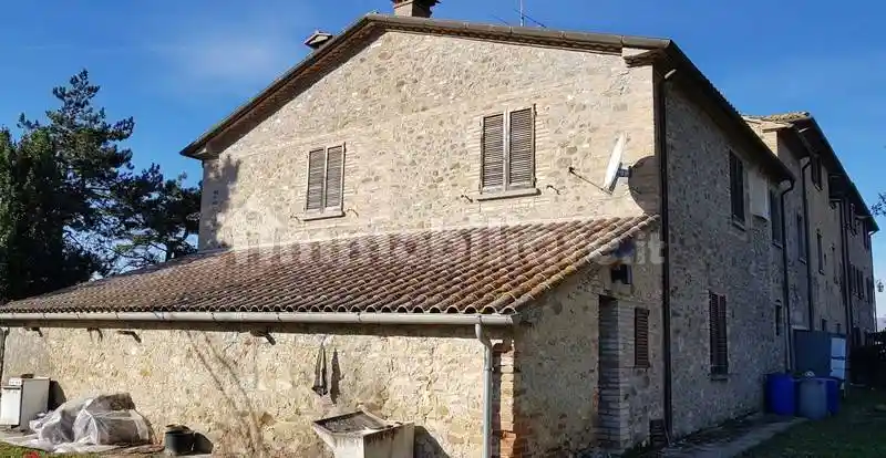 Rustico - Casale in vendita a Città di Castello