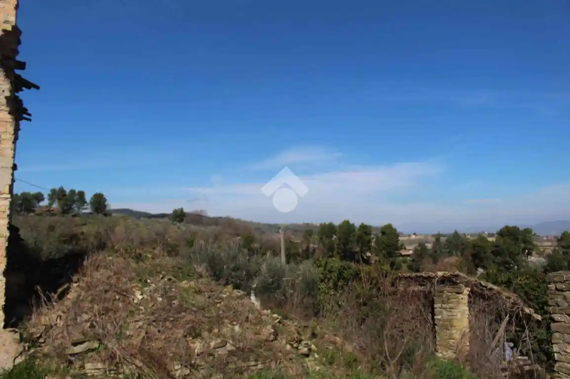 Casa indipendente in vendita a Bevagna