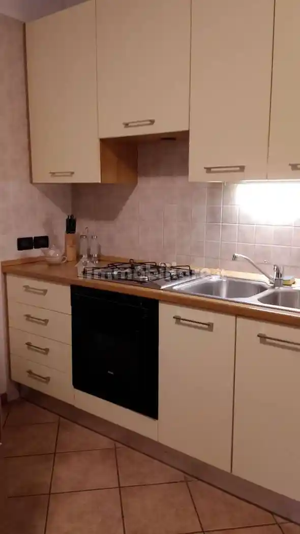 Bilocale via Alessandria d'Egitto 6, Entroterra, Desenzano del Garda - foto 3