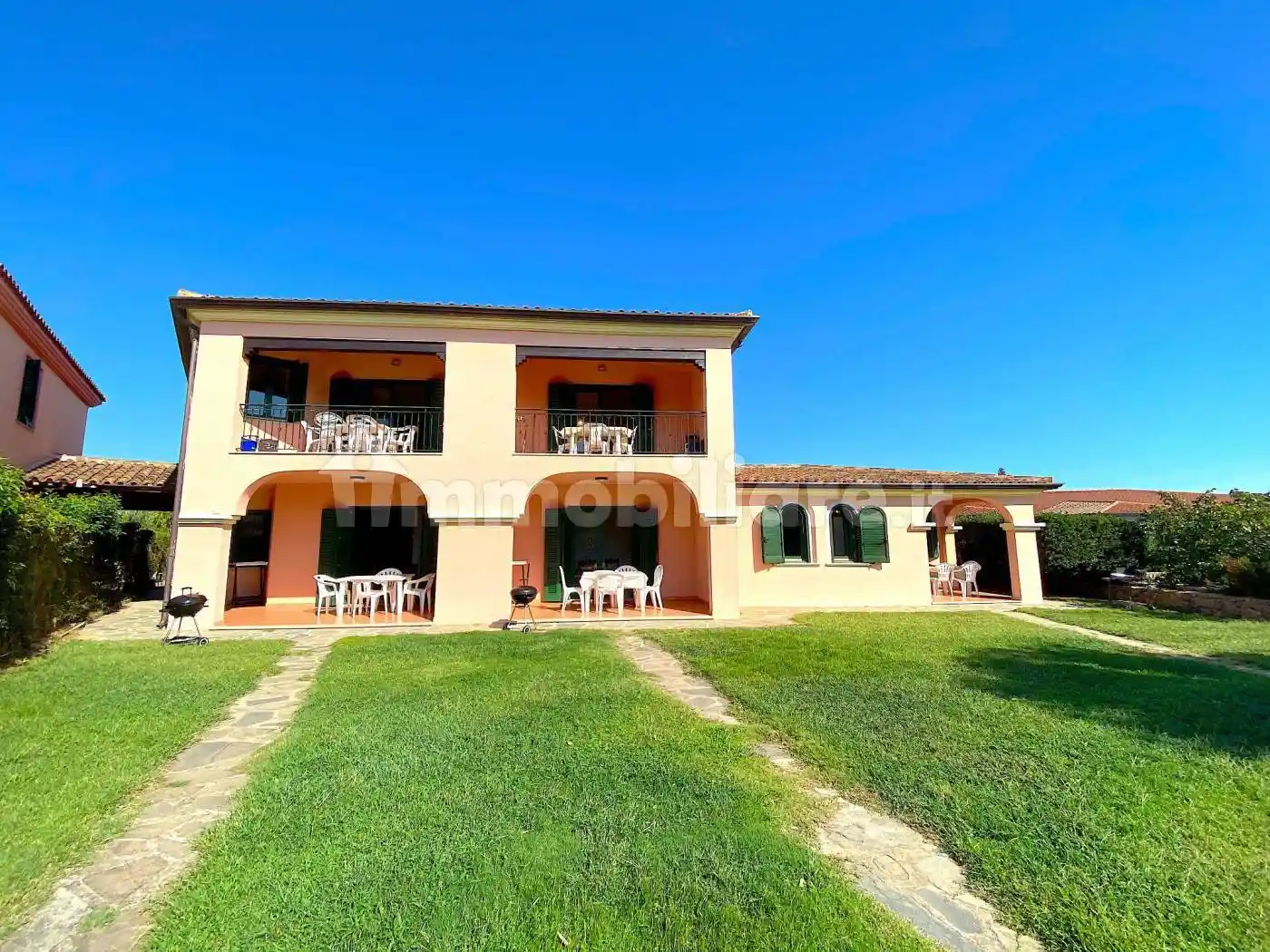 Appartamento in affitto a San Teodoro