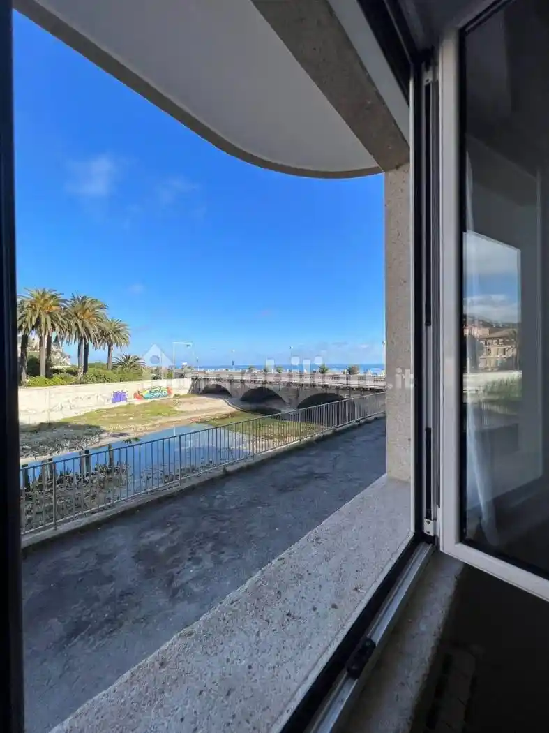 Appartamento in affitto a Finale Ligure