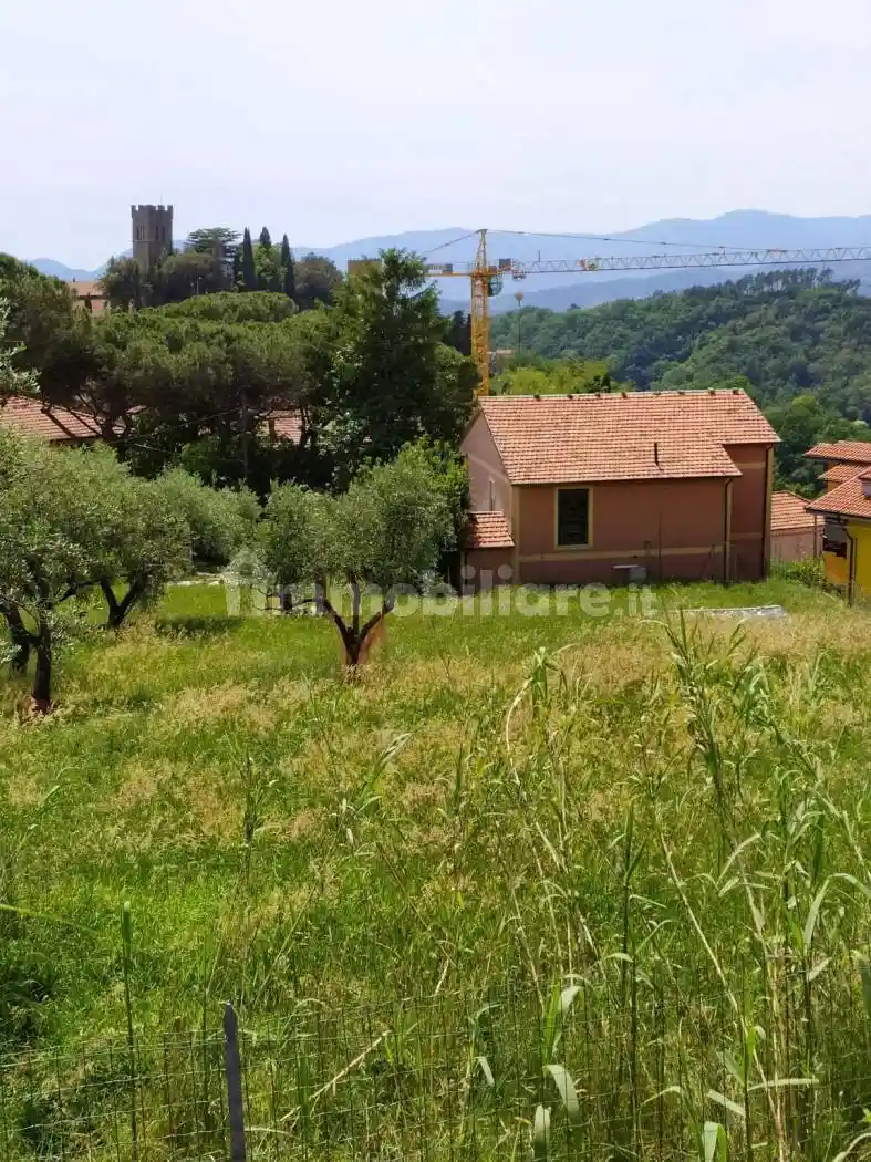 Villa in vendita a Sarzana