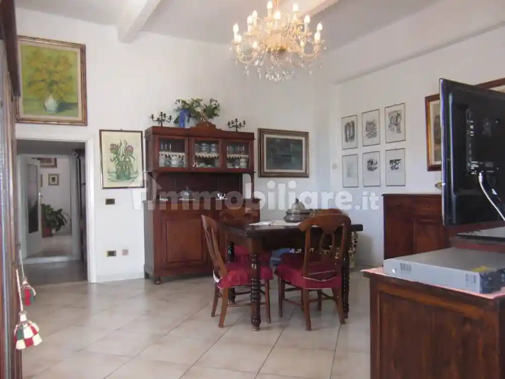 Appartamento in vendita a Rosignano Marittimo