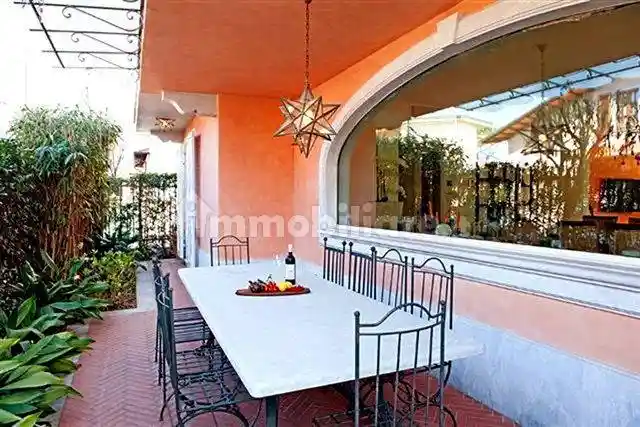 Villa in affitto a Forte dei Marmi