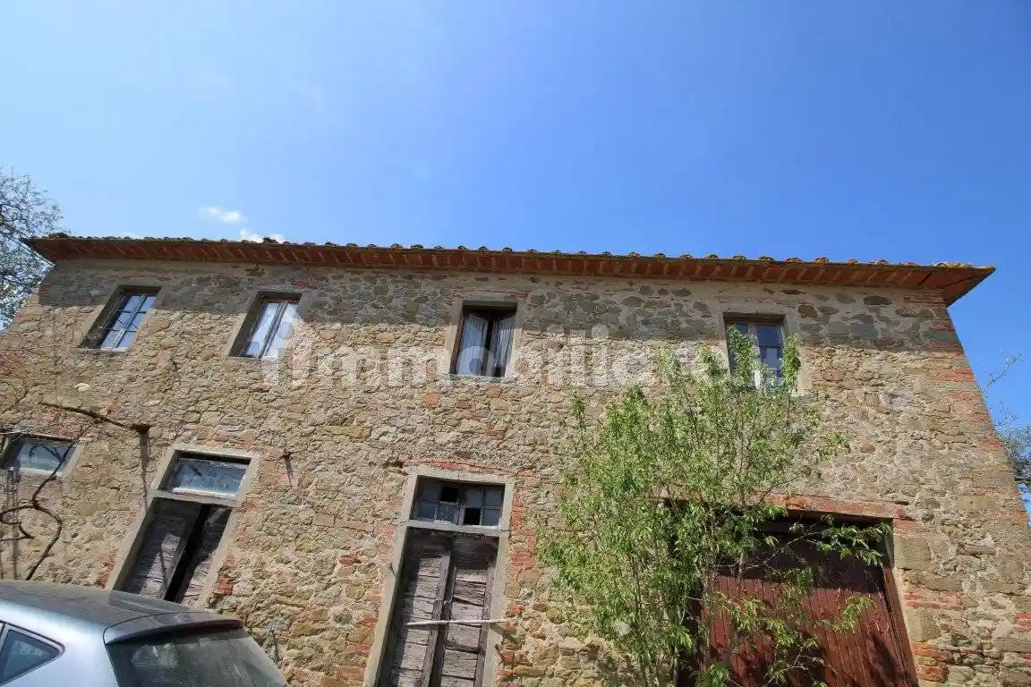 Rustico - Casale in vendita a Bucine