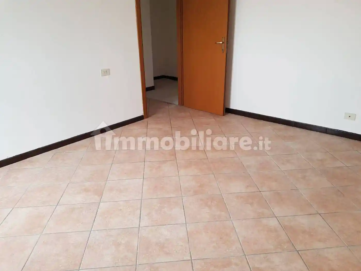 Appartamento in vendita a Rovello Porro