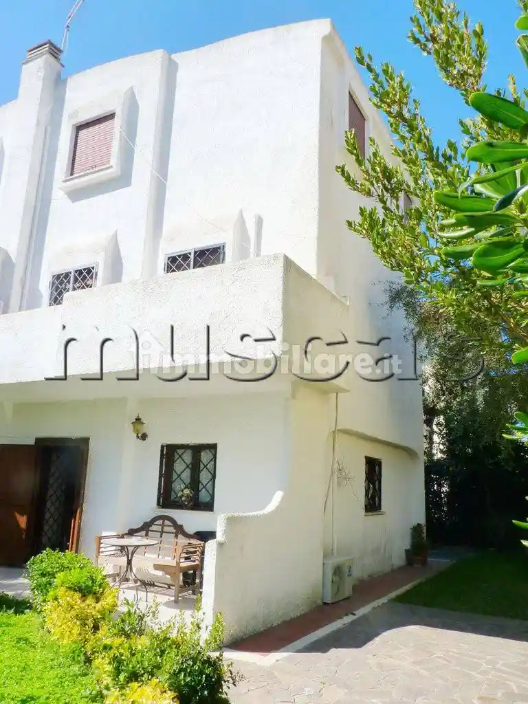 Villa in affitto a Fiumicino