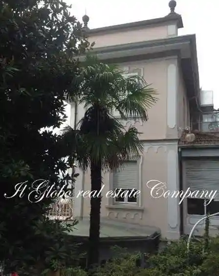 Villa in vendita a Laglio