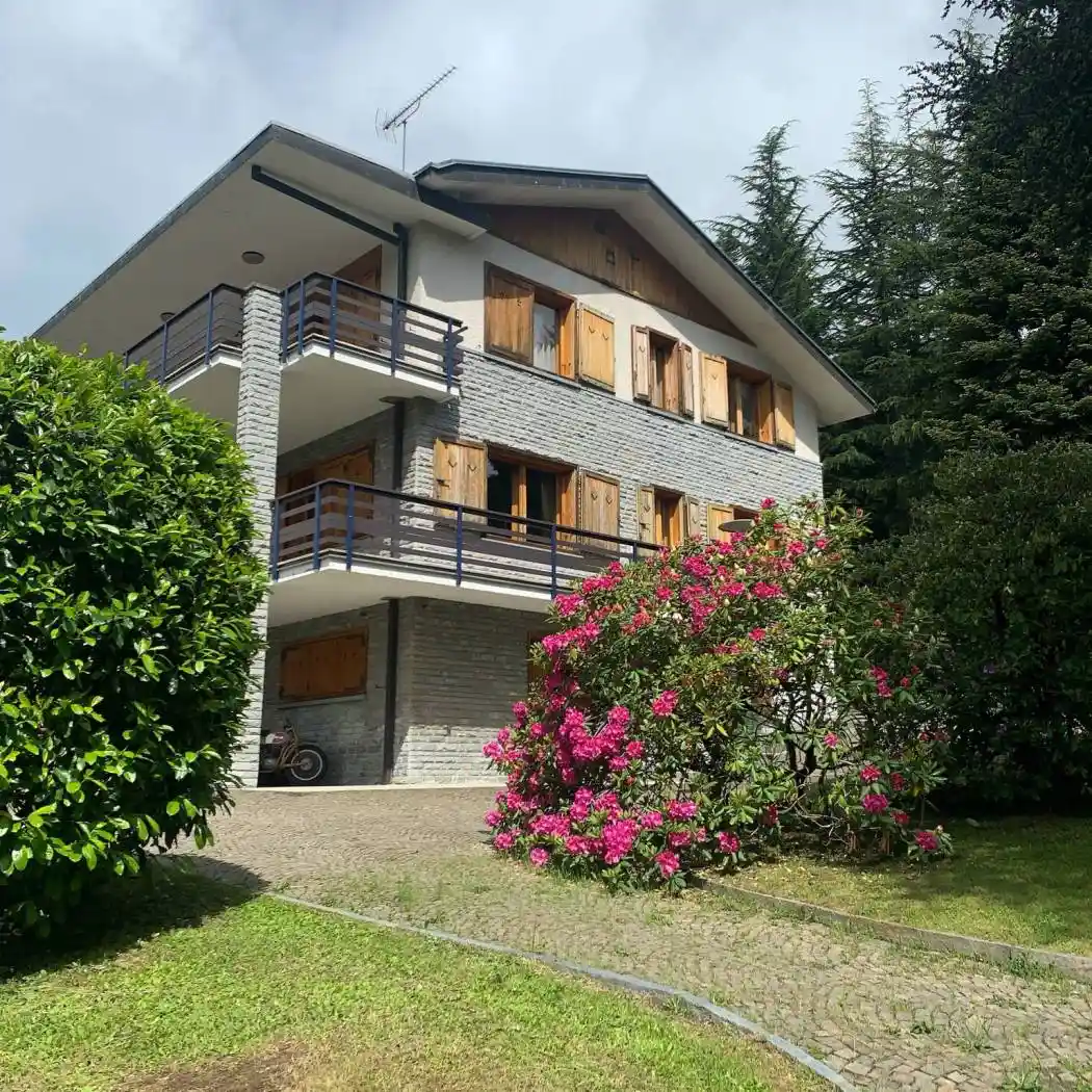 Villa in vendita a Coazze