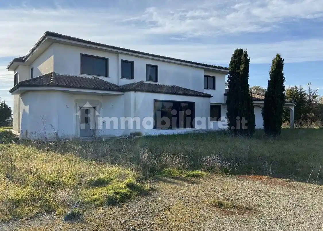 Villa in vendita a Pomezia
