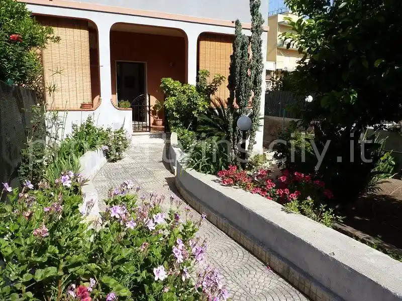 Villa in vendita a Siracusa