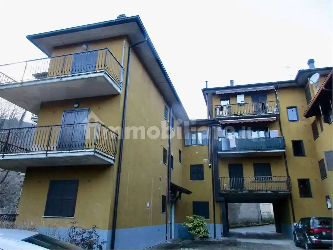 Appartamento in vendita a Sant'Omobono Terme