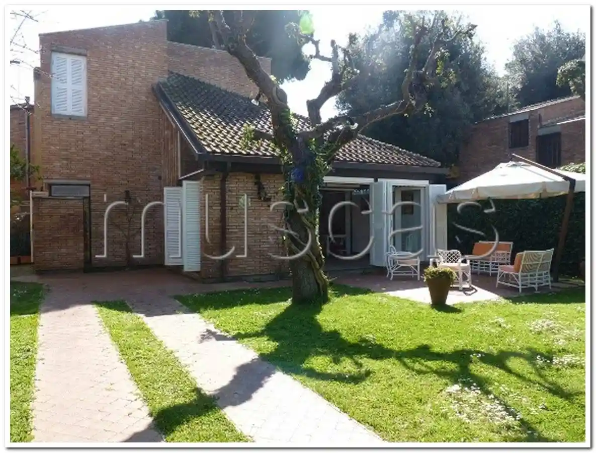 Villa in affitto a Fiumicino