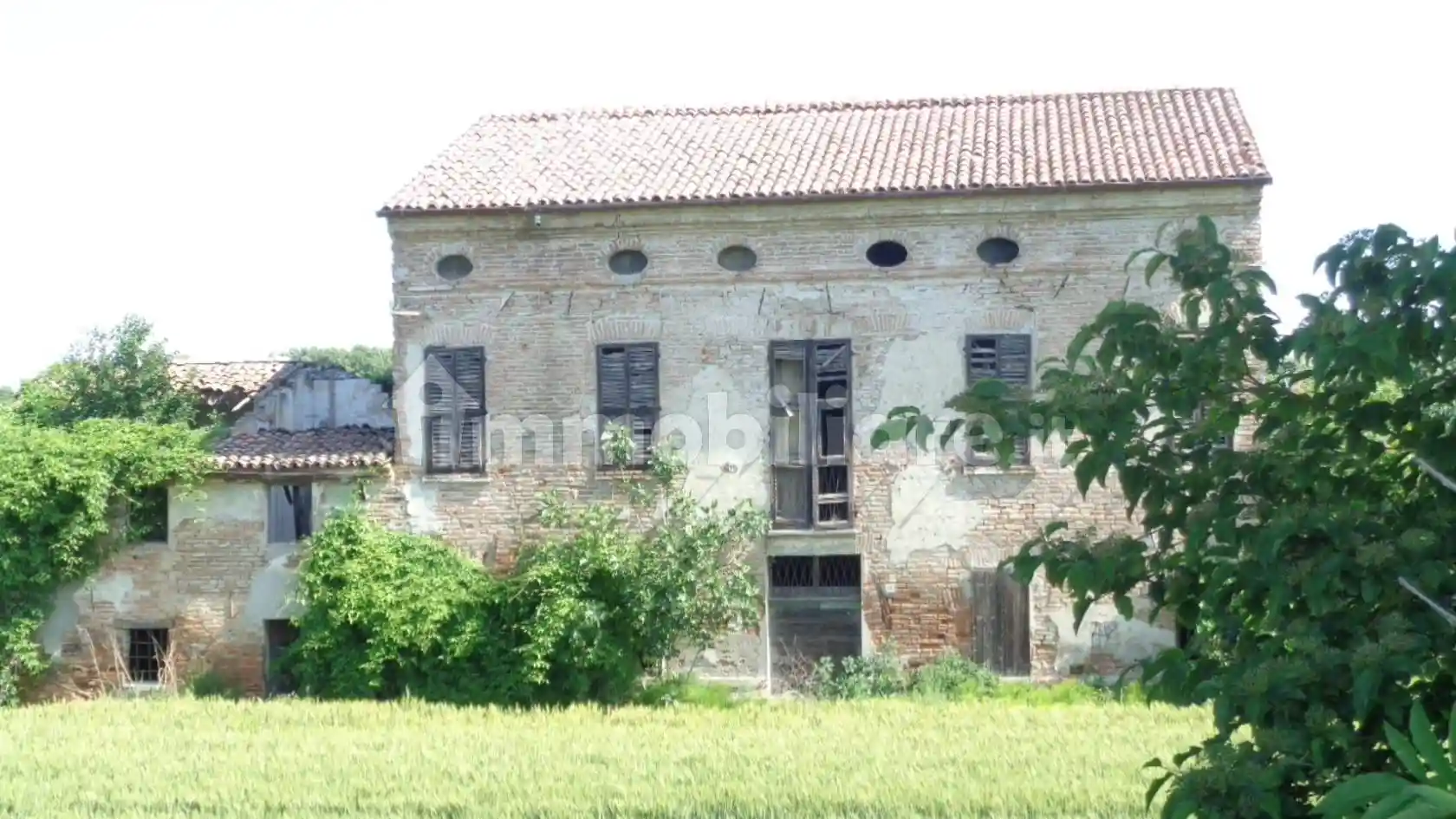 Casa indipendente in vendita a Ferrara