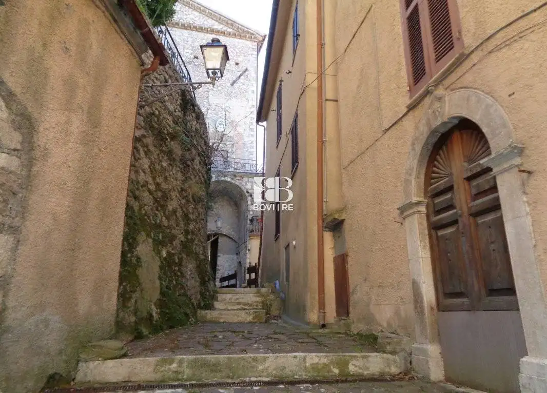 Appartamento in vendita a Cervara di Roma