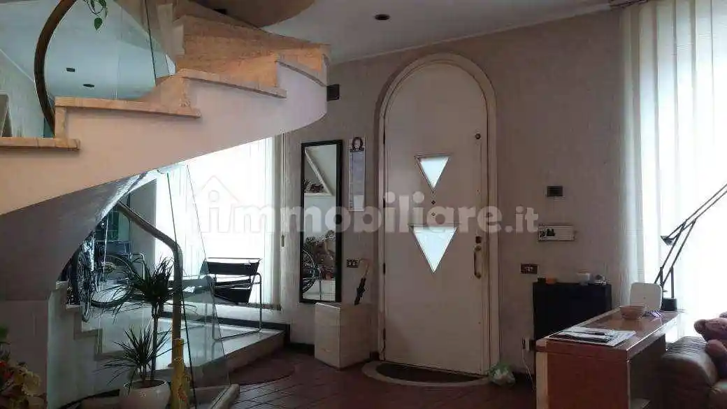 Casa indipendente in vendita a Piombino