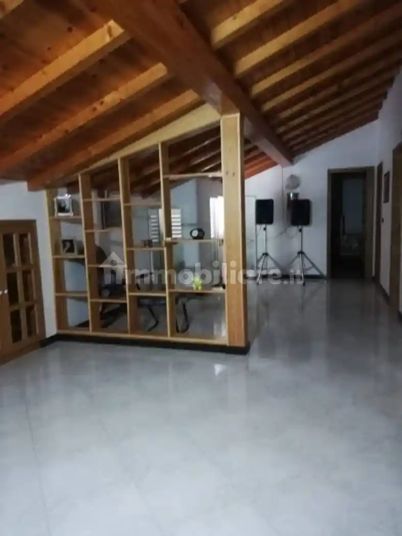 Appartamento in vendita a Aci Catena