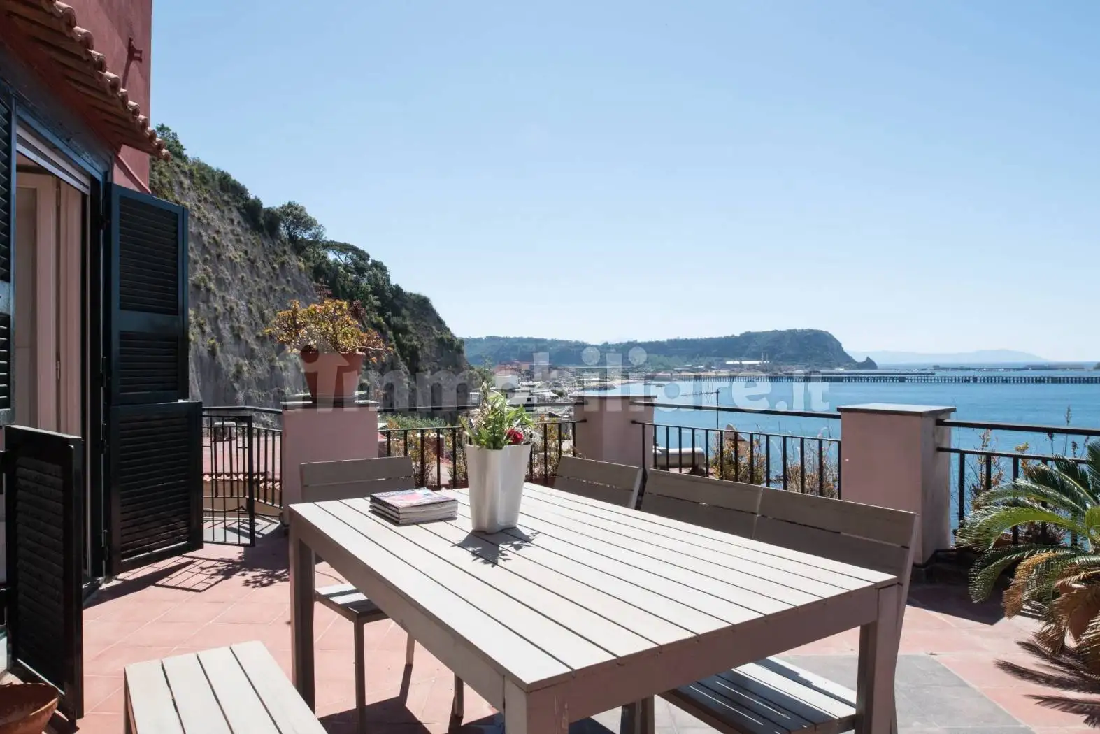 Appartamento in vendita a Pozzuoli