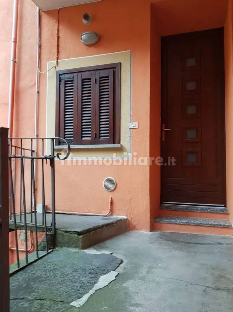 Appartamento in affitto a Varallo
