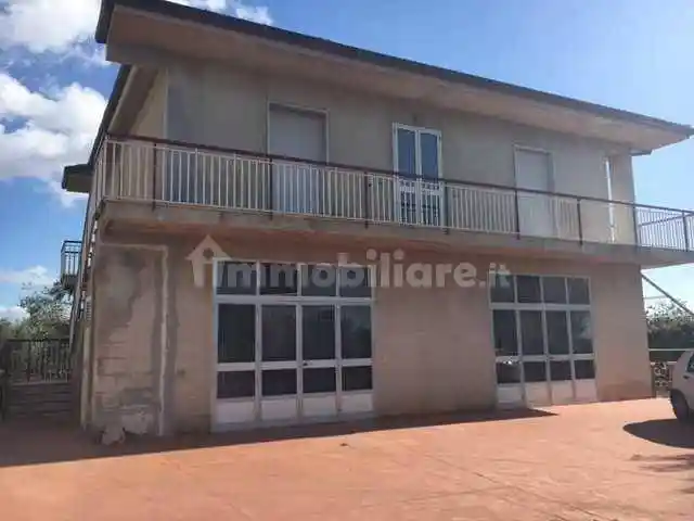 Casa indipendente in vendita a Modica