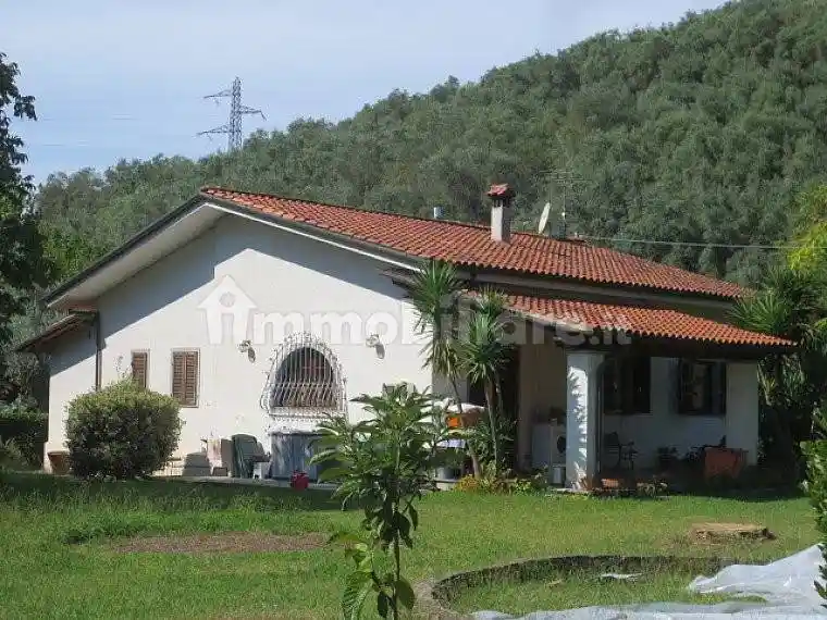 Villa in vendita a Pietrasanta