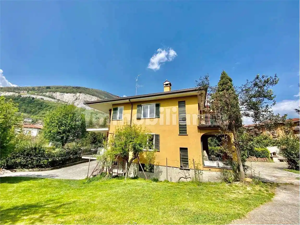 Villa bifamiliare via Giuseppe Parini, Cesana Brianza - foto 5