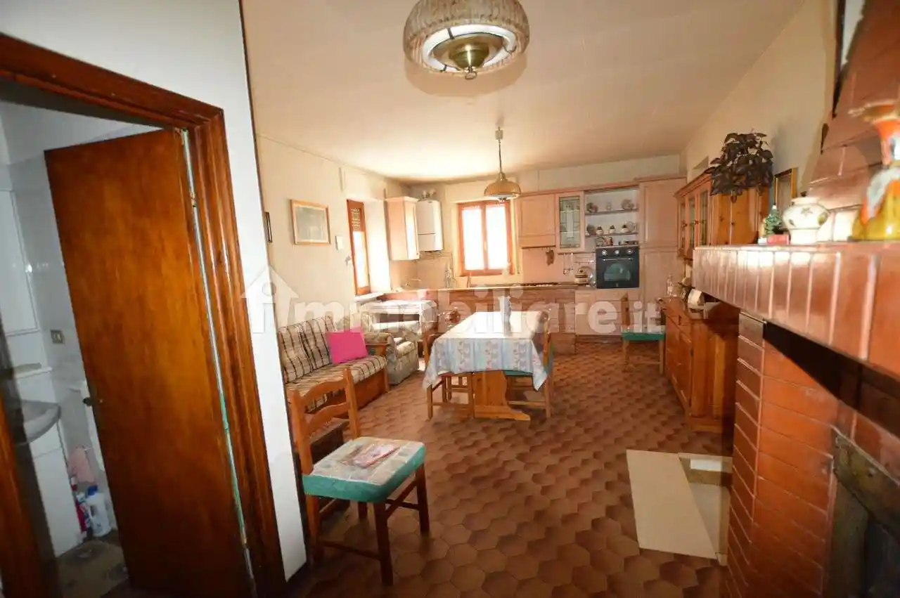 Appartamento in vendita a Jesi