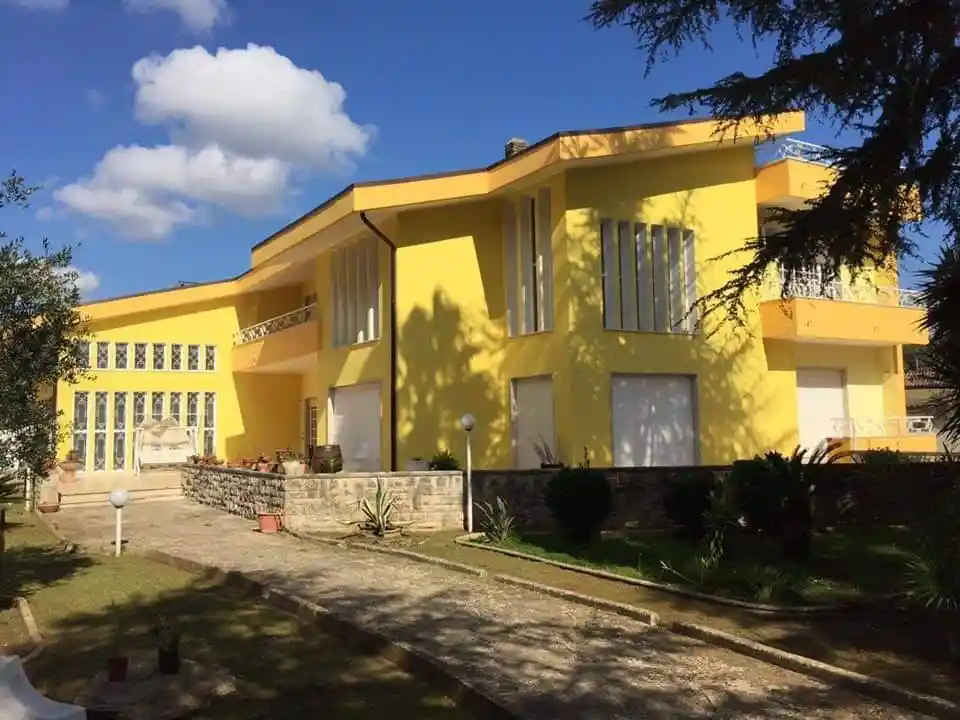 Villa in vendita a Trepuzzi