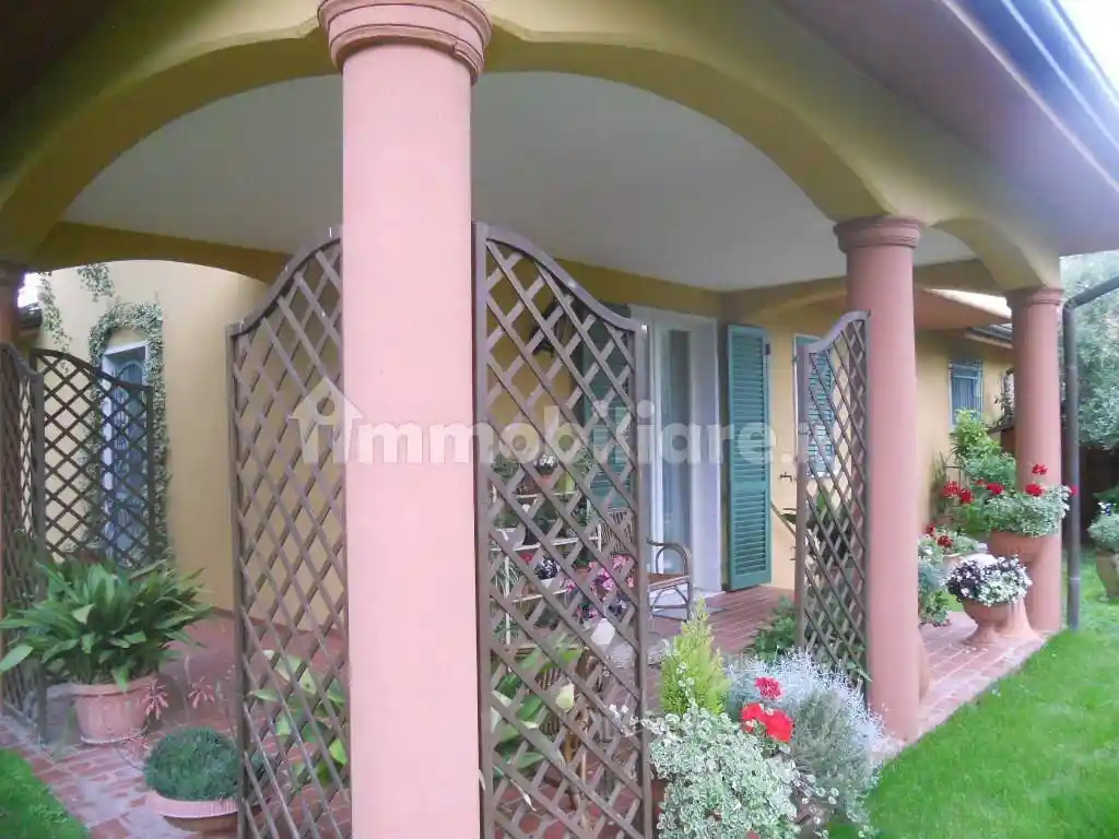 Villetta a schiera in vendita a Luni