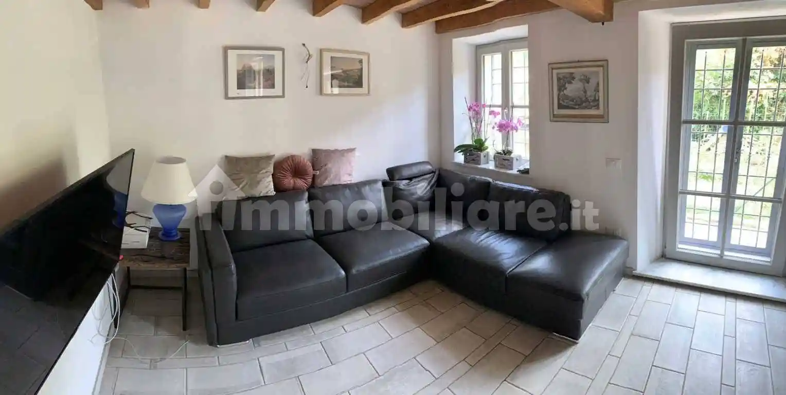 Casa indipendente in vendita a Montignoso