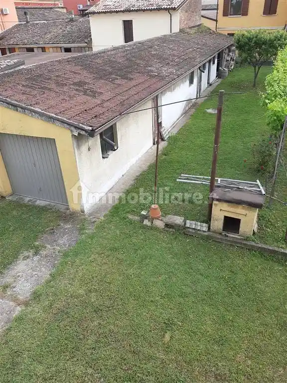 Villa in vendita a Luzzara