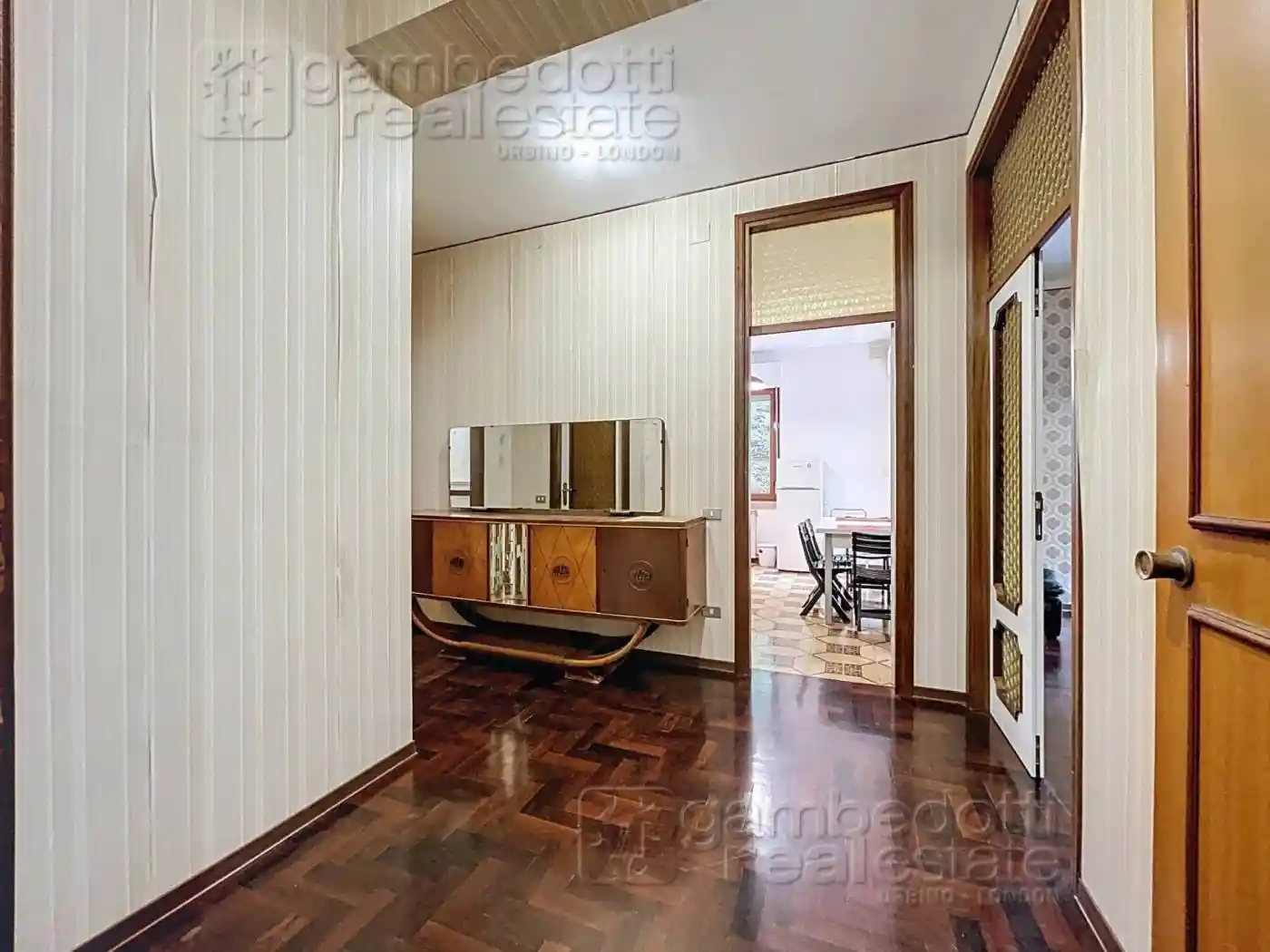 Appartamento ottimo stato, piano rialzato, Centro, Urbino - foto 2
