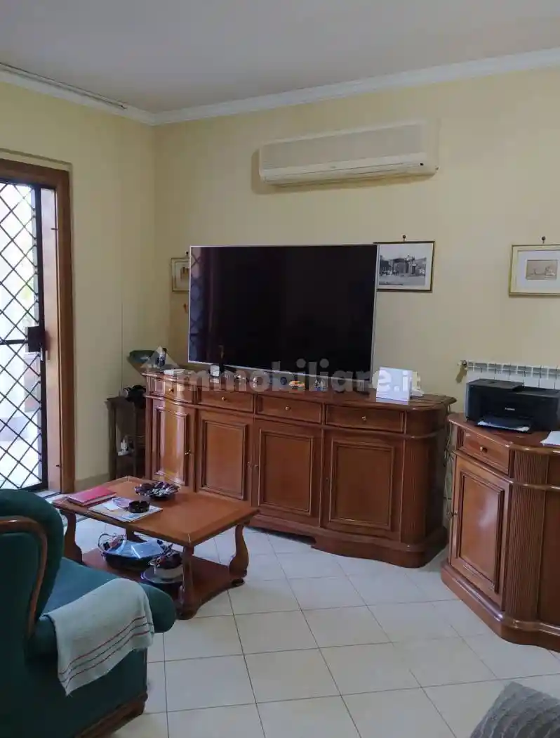 Villa bifamiliare via del Fosso di Sant'Andrea, Morena, Roma - foto 2