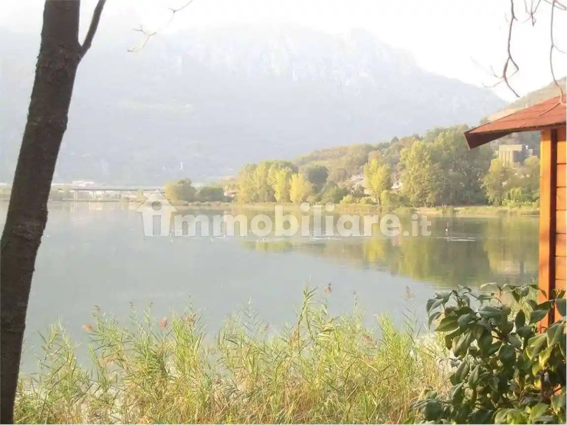 Villa in vendita a Galbiate