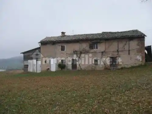 Rustico - Casale in vendita a Serramazzoni