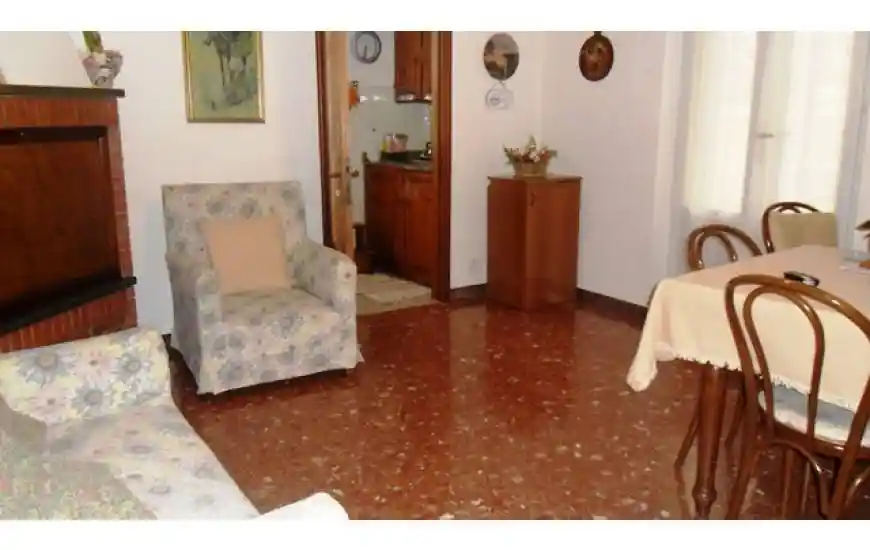 Casa indipendente in vendita a Spoleto