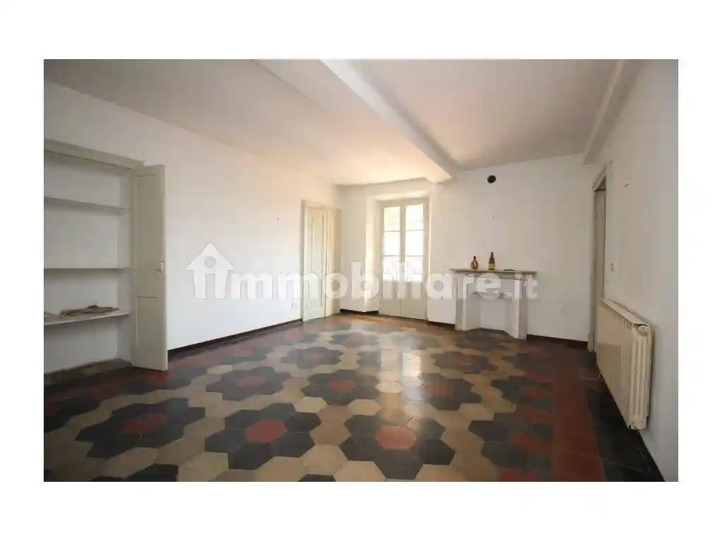 Appartamento in vendita a Vercelli