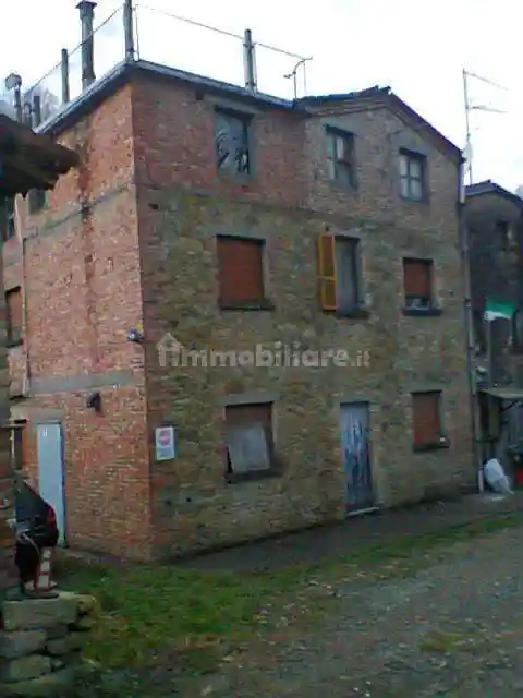 Rustico - Casale in vendita a Castell'Arquato