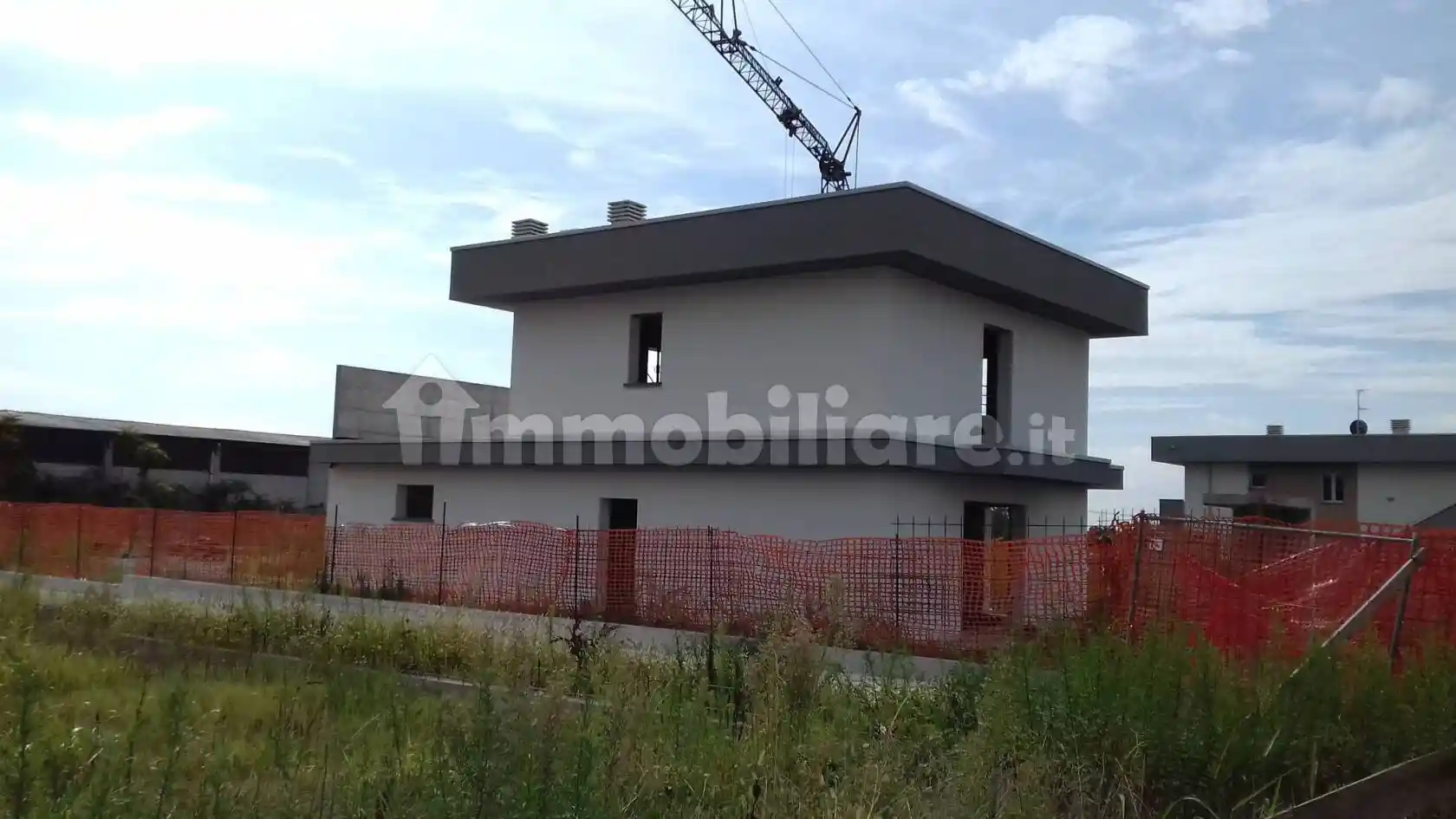 Villa in vendita a Calcinate