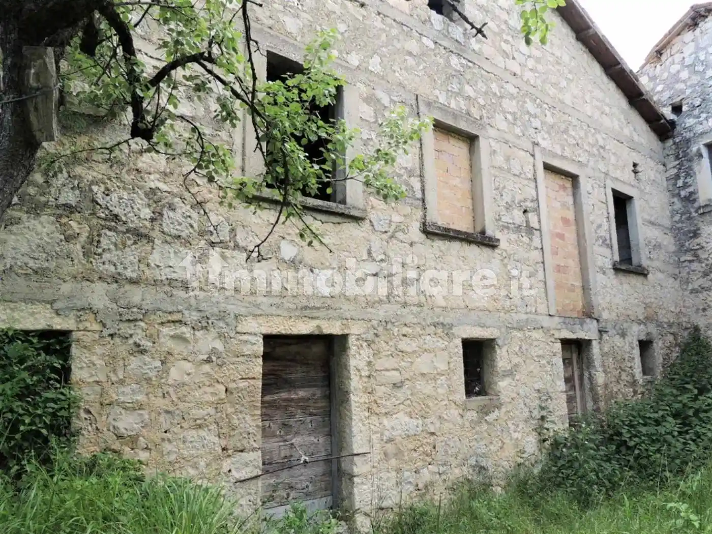 Rustico - Casale in vendita a Caramanico Terme
