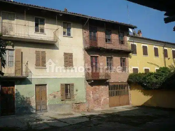 Rustico - Casale in vendita a Priocca