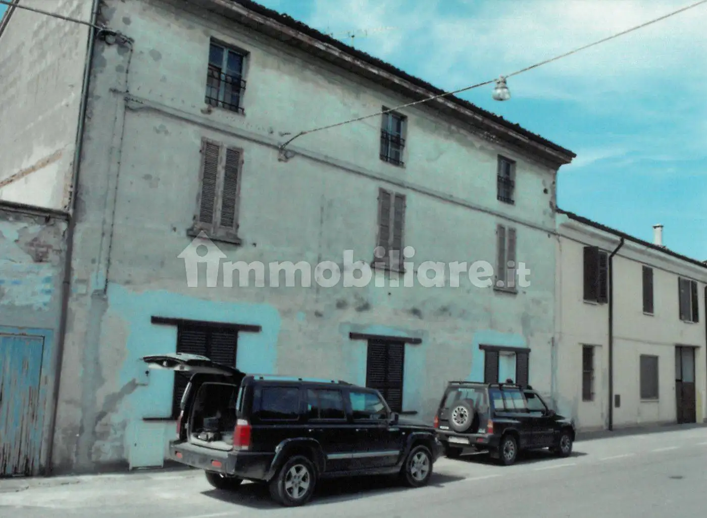 Palazzo - Edificio in vendita a Corte de' Cortesi con Cignone