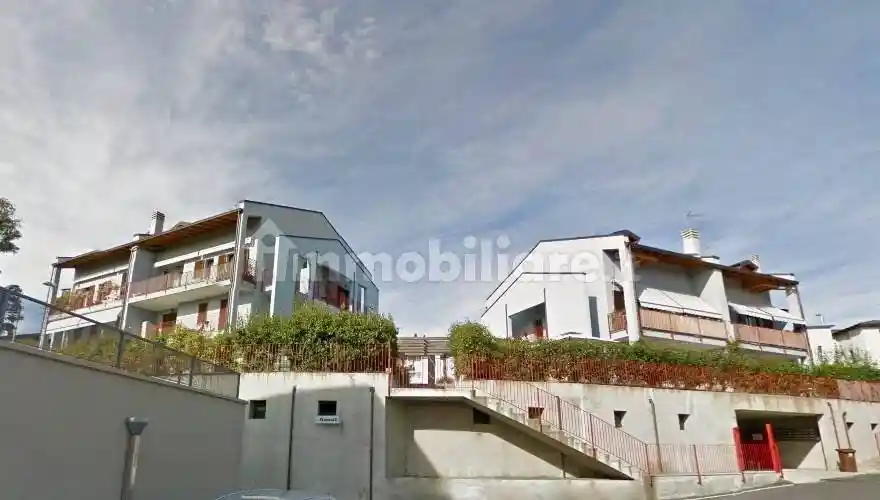 Appartamento in affitto a Sesto Calende