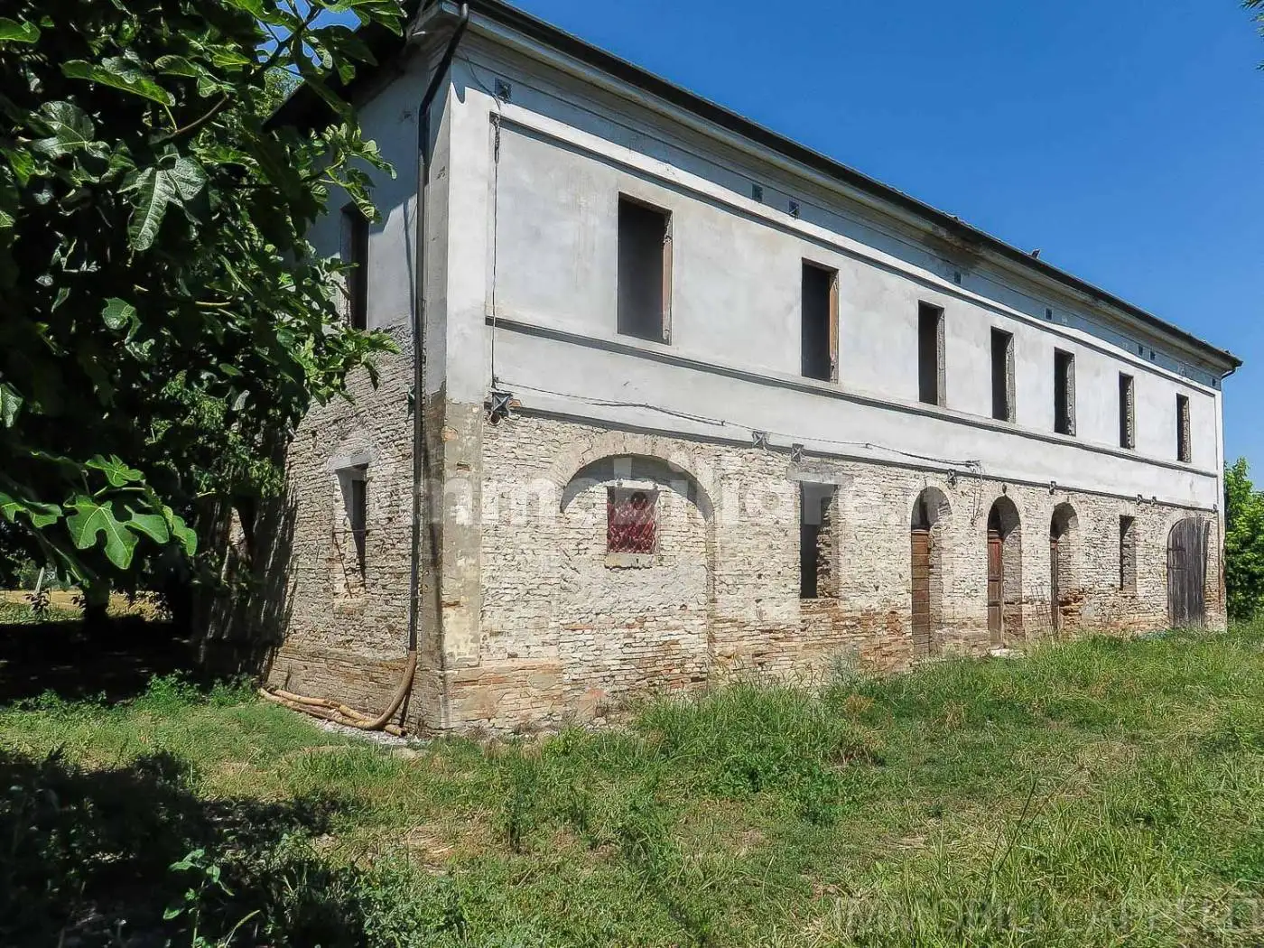 Rustico - Casale in vendita a Forlimpopoli