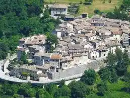 Rustico - Casale in vendita a Sant'Anatolia di Narco