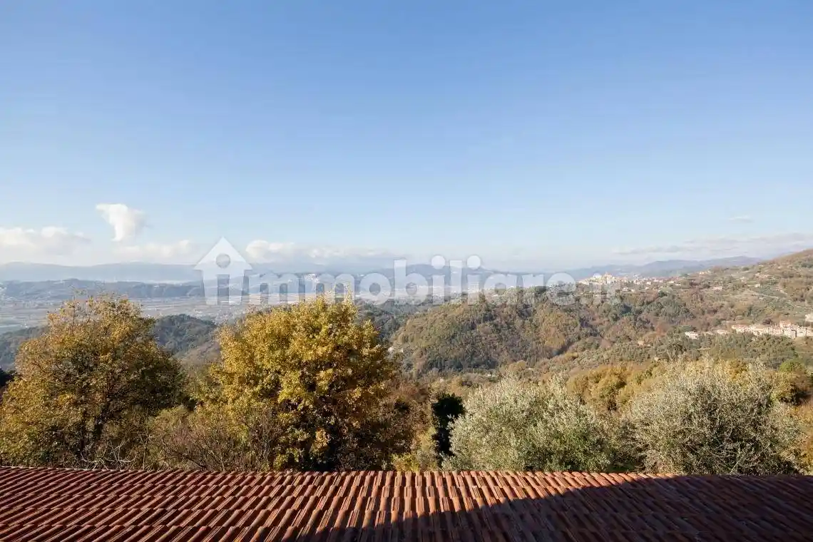 Villa in vendita a Sarzana