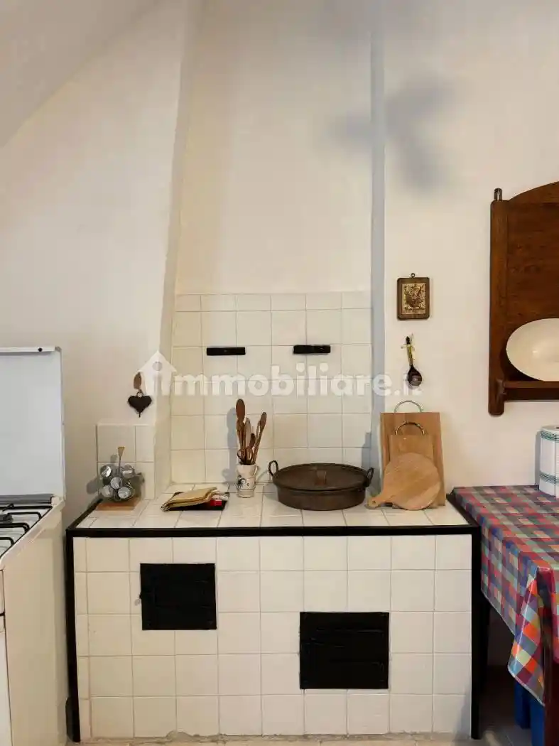 Trilocale largo Sant'Andrea 3, Centro, Irsina - foto 3