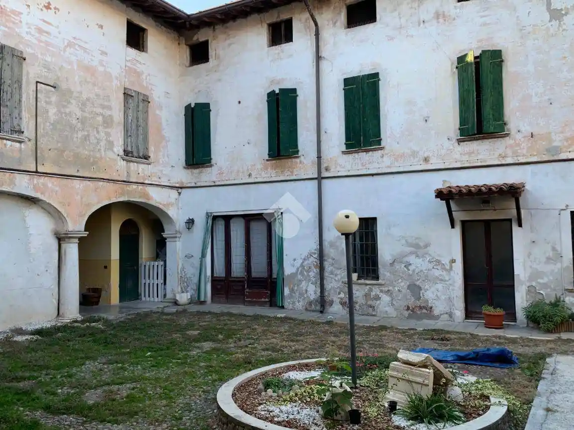 Casa indipendente in vendita a Leno