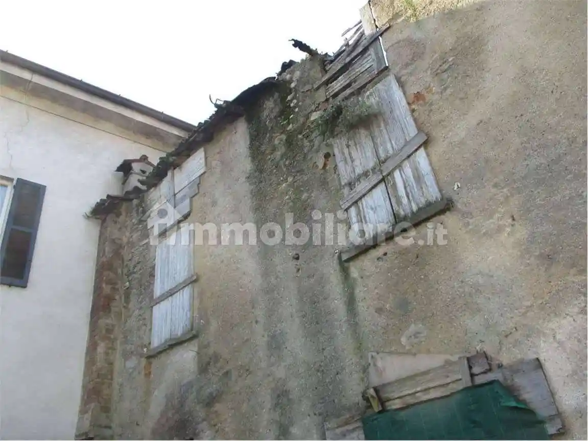 Rustico - Casale in vendita a Oggiono