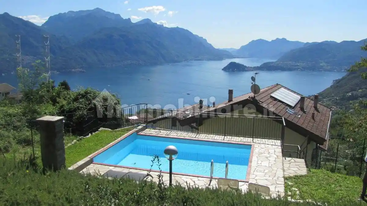 Appartamento in vendita a Plesio